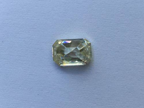 BEAUTIFUL 1.00CT EMERALD CUT MOISSANITE